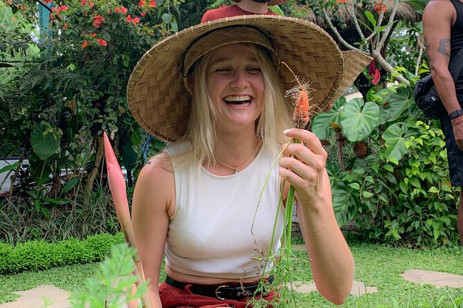 Balinese Farm Cooking Class by Pemulan Bali - Small details that improve the day
