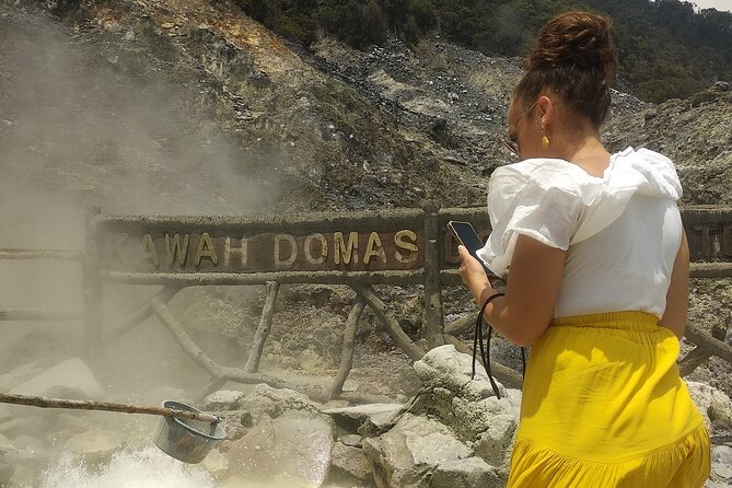 Bandung Volcano Sightseeing and Hot Spring Private Tour - Rancabali tea fields slow the pace