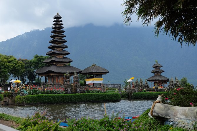 Banyuwana & Banyumala Waterfalls Tour Private - All-Inclusive - What this private Bali day trip actually includes