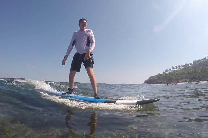 Beginner surf lesson private class - Adult - Why private coaching matters on a first surf day