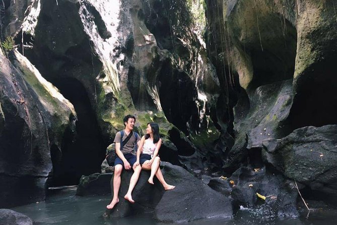 Beji Guwang Hidden Canyon Ticket Admission All Inclusive - The natural sculptures along the canyon