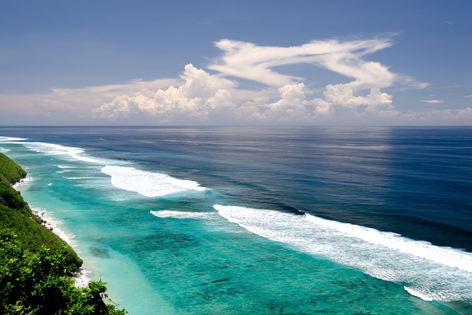 Best Bali Beaches - Uluwatu Temple - FREE Wi-Fi - The Kecak and Fire Dance at 6pm