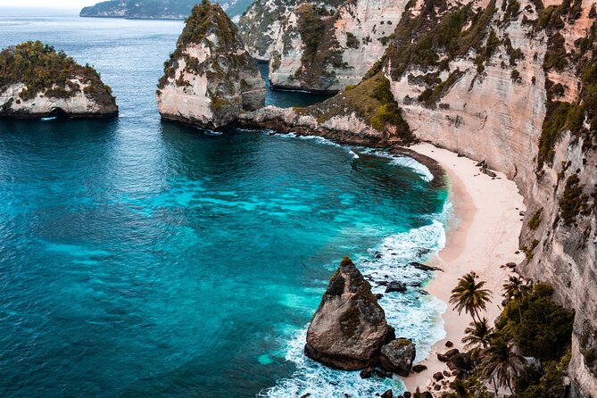Best Iconic West and East Nusa Penida Island Tour - All Inclusive - Kelingking Beach and the famous rock shape
