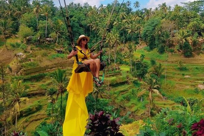 Best of Bali Jungle Swing with Ubud Sightseeing Tour - Monkey Forest, where nature and temples share the path