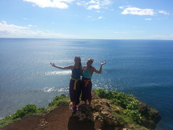 Best of Bali Tanah Lot & Uluwatu Temple Tour Package - The guide can make the long day work
