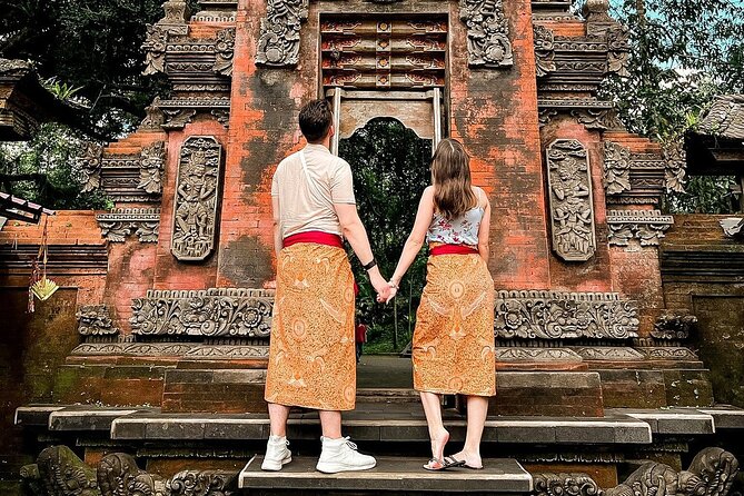 Best of Ubud Private Tour with Jungle Swing Experience - Ubud Traditional Art Market ends the shopping portion