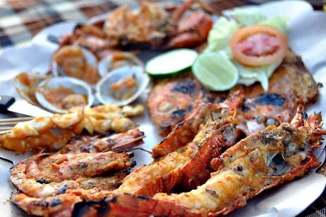 Best Romantic Seafood Dinner at Jimbaran Beach Sunset - The beach setting is the main attraction