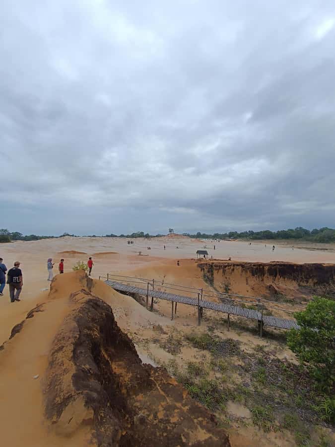 Bintan Desert And Blue Lake Private Tour - The private ride makes the visit easier