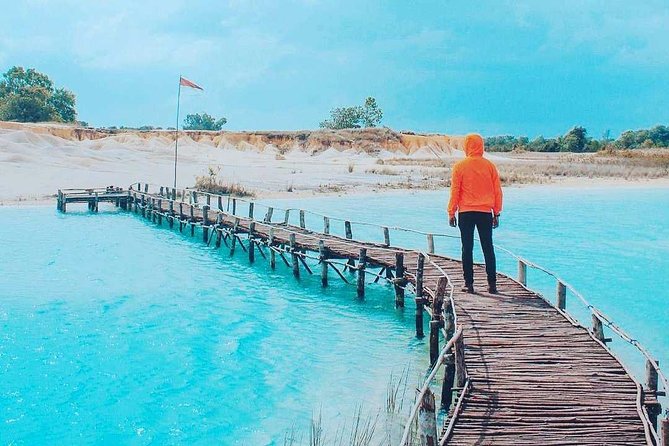 Bintan Sand Dunes and Blue Lakes Half-Day Tour with Lunch - Pickup points, timing, and ferry planning