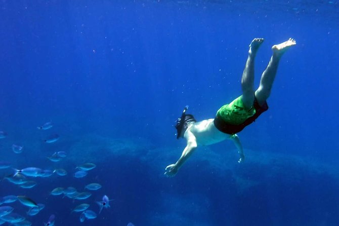 Blow Lagoon Bali Snorkeling and see Bali Bats Cave Temple - Practical details for a smoother day
