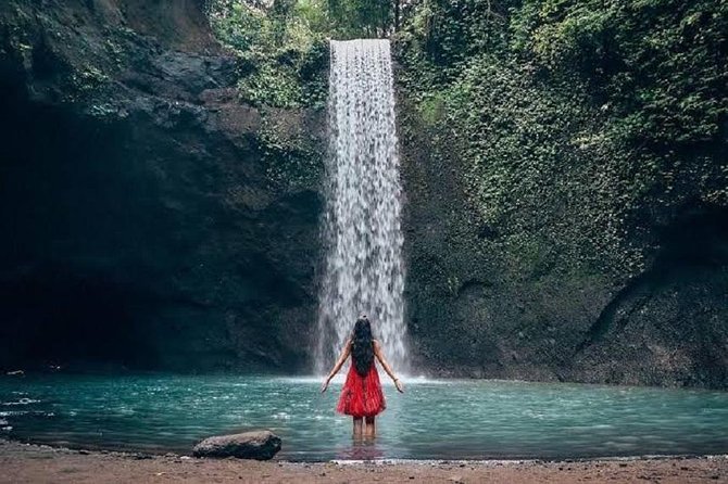 Blue Lagoon Snorkeling and Lunch - Kanto Lampo - Tibumana Waterfall-All Included - Indonesian lunch at Topi Inn