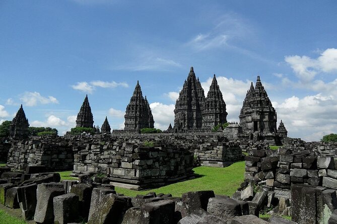 Borobudur Full Climb Up And Prambanan All Inclusive Private Tour - The private car is part of the value