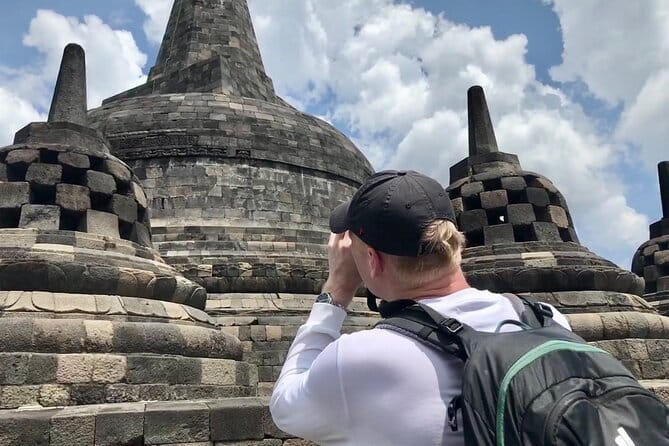 Borobudur Private Excursion From Semarang (Upper level access) - Lunch at Borobudur Silver Mungkid