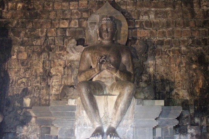 Borobudur Temple Climb To The Top & Prambanan Temple - 1 day tour - Who should book this temple day