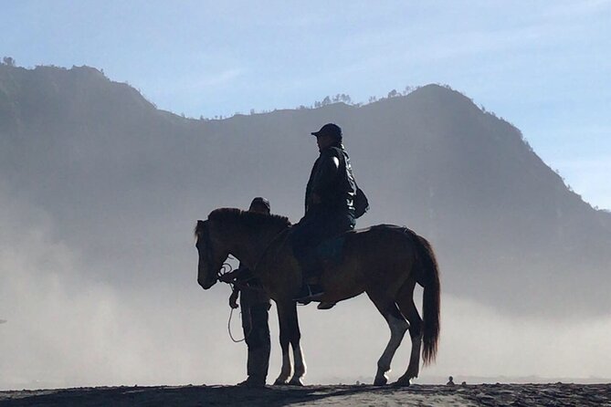 Bromo sunrise tour via Tumpang - start Malang // 1 day tour - Crossing the Black Sand Sea by Jeep