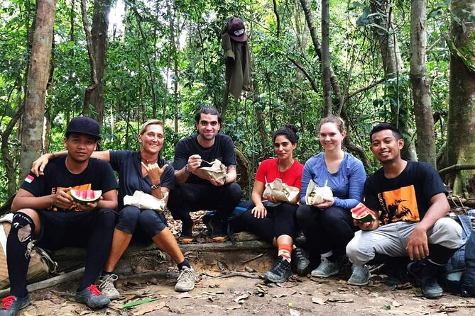 Bukit lawang tour 3days-2 night jungle trekking including rafting - Day two: the longest and most rewarding hike