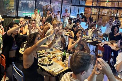 Canggu: Drag Show with Dinner