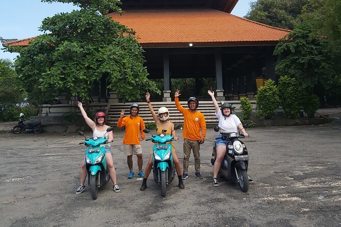 Canggu Scooter Lessons - License and fitness requirements