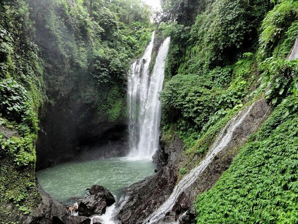 Cliff Jumping and Sliding at Aling Aling Waterfall - Key points to know before you book