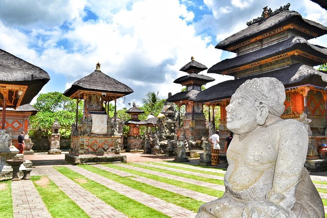 Cretya Ubud and Monkey Forest Sanctuary Tours - Booking, timing, and cancellation advice