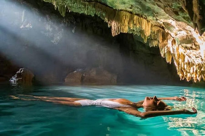Cunca Wulang Waterfall & Rangko Cave – Full Day Nature Escape - Private guiding makes the schedule more flexible