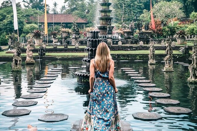 Customizable full-day tour of Bali with private driver - Ubud’s Monkey Forest and Tegalalang Rice Terrace