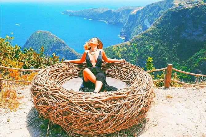 Day Tour Nusa Penida with Snorkeling - Crystal Bay: white sand and the water