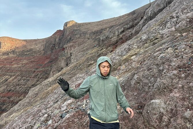 Dekwar Mount Agung Sunrise Trekking - Dirt, rock, and the final push