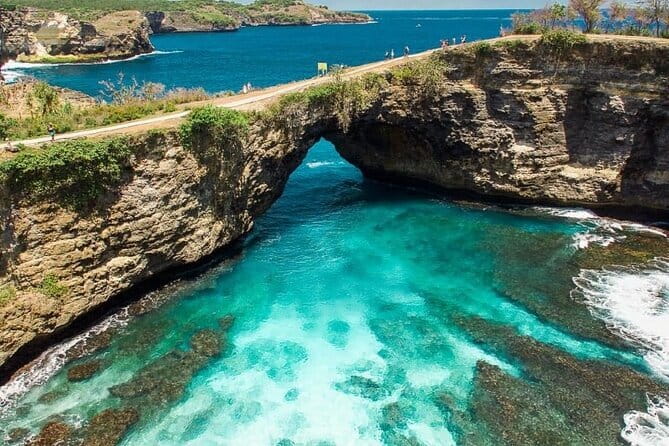 Discover the Enchanting Beauty of West Nusa Penida Private Tour - Angel’s Billabong: a natural pool beside the sea