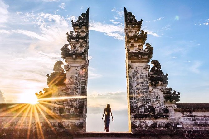 East Bali Tour: Gate of Heaven, Water Palace, Sleeping Gajah - Why the early start matters at Lempuyang
