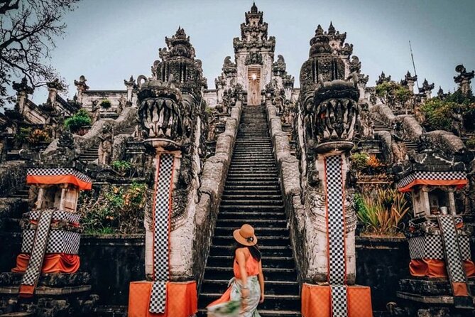 East Bali Tour: Gate of Heaven, Water Palace, Sleeping Gajah - Mount Agung views depend on timing and weather