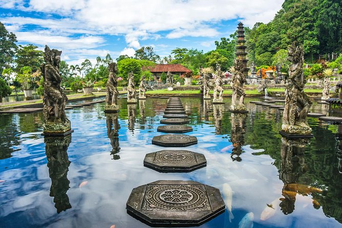 East Bali Tour: Lempuyang Temple - Gate of Heaven, Tirta Gangga, Virgin Beach - Who will enjoy this East Bali route?