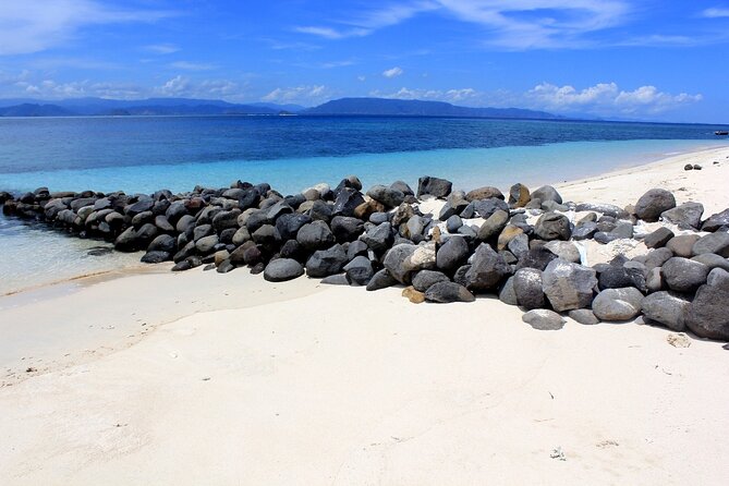 East Lombok Secred Gilis (Gili Kondo, Gili Bidara, Gili Petagan, Gili kapal) - Lunch, equipment, and what you do not need to pack