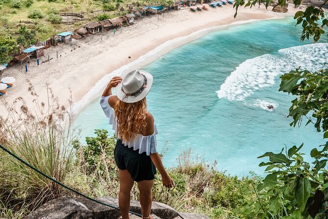 East Nusa Penida With Tembeling Beach Natural Pool - Private tour - Diamond Beach and its dramatic coastal view