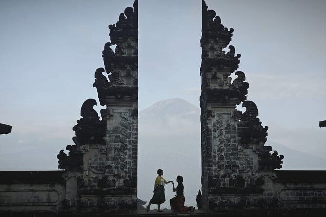 Exclusive Bali: Gates of Heaven, Tirta G - Private & All-Inc - Tirta Gangga’s royal water gardens