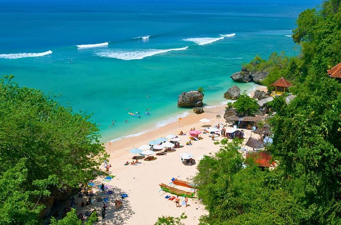 Explore Bali Beaches with Private Minivan Tour - Guides and drivers are a major part of the value