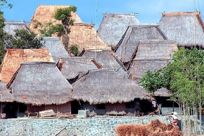 Explore Traditional Villages & to the South Coast - Banyumulek: finishing with pottery