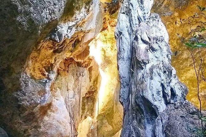 Flores Adventure Tour - Day 7: Sunrise at Kelimutu and the final cultural stops