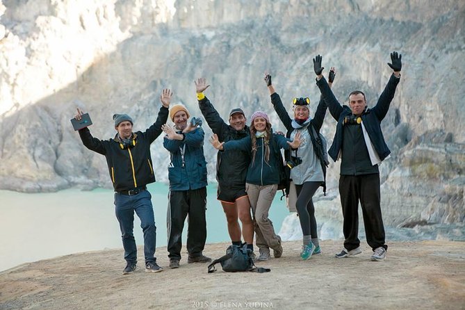 From Bali: 24-Hour Kawah Ijen Blue Flames, Dinner & Room - Leaving Bali at 1:00 pm