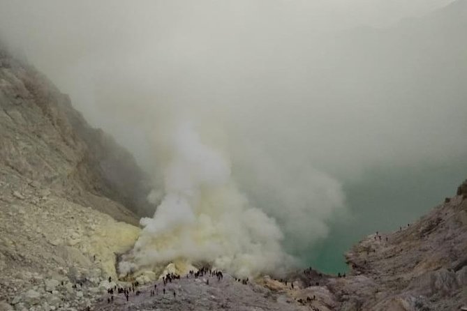 From Surabaya / Malang : Mt Bromo Sunrise - Ijen Blue Fire 2D1N - Why this two-volcano trip is such an efficient choice