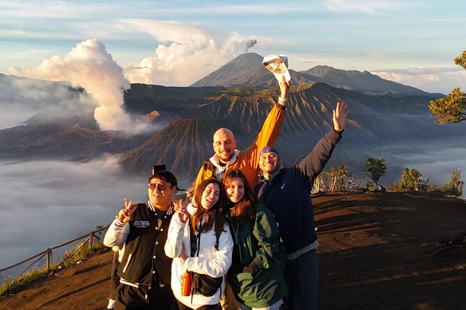 From Yogyakarta: Bromo Sunrise & Ijen Volcano with Bali Drop-off - Day 2: Sunrise at Bromo and another transfer