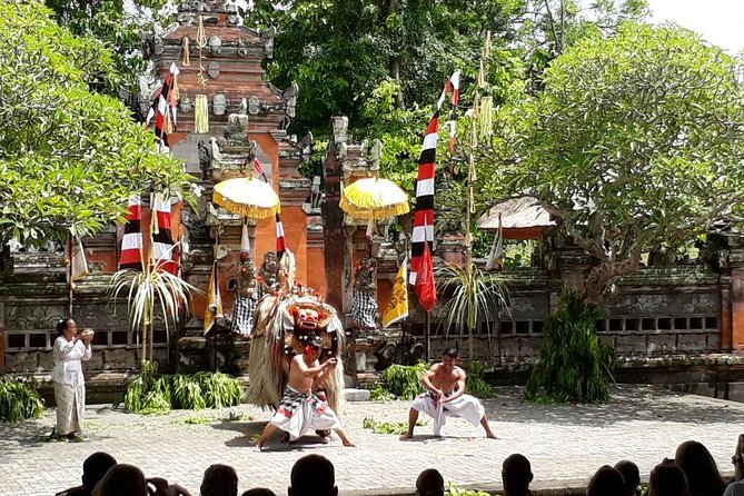Full Day Kintamani Volcano View and Ubud Village Tour - Tegalalang Rice Terrace: the classic Ubud view