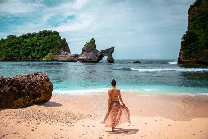Full Day Private Tour to Nusa Penida Underground Temple from Bali - Atuh Beach and the short hike down
