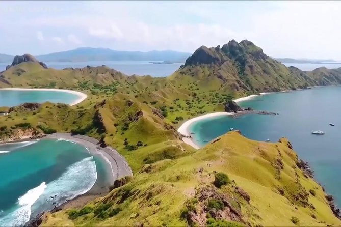Full Day Tour to Komodo Island By Speed Boat to explore 6 destinations - Padar Island: a demanding start with a famous view