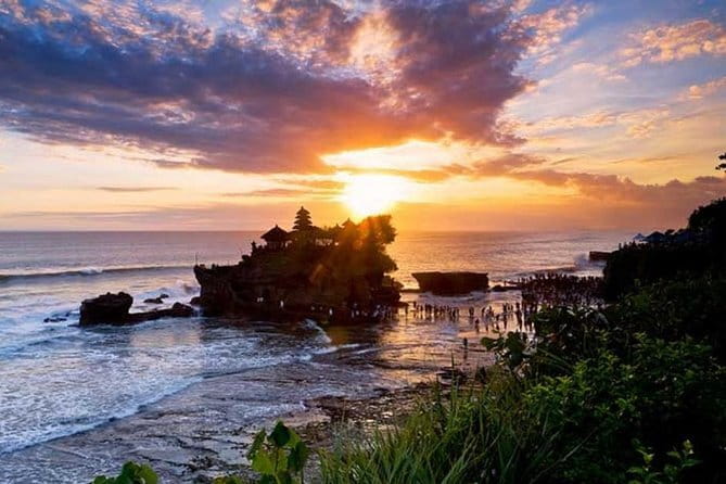 Full-Day Ubud Village including Mt Batur Tirta Empul and Sightseeing Tour - Traditional villages and everyday Balinese life
