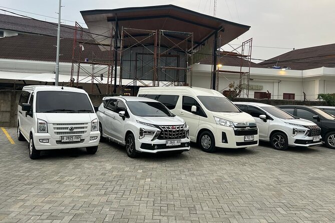 Fullday 10 hours rent a car in Jakarta city with toll & parking - A flexible route instead of a fixed sightseeing itinerary