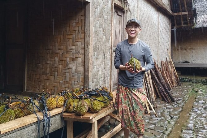 Fullday The Native of Baduy village with lunch & souvenir - The 7 a.m. Pickup and Four-Hour Drive