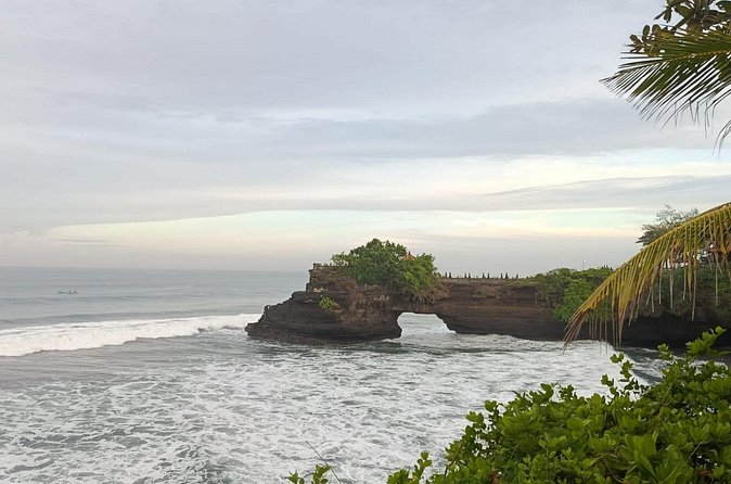 GAD Tanah Lot Tour - Guides make the private format worthwhile
