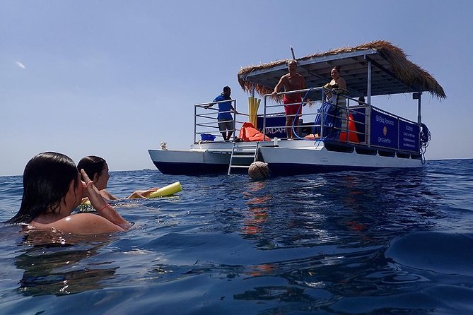 Gili Hai 3 Islands BBQ Cruise - Group size, comfort, and the crew