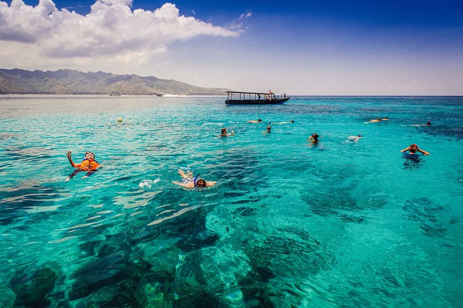 Gili Islands Private Tour: Gili Trawangan, Gili Meno & Gili Air – Full Day - Gili Air: your first hour in the water